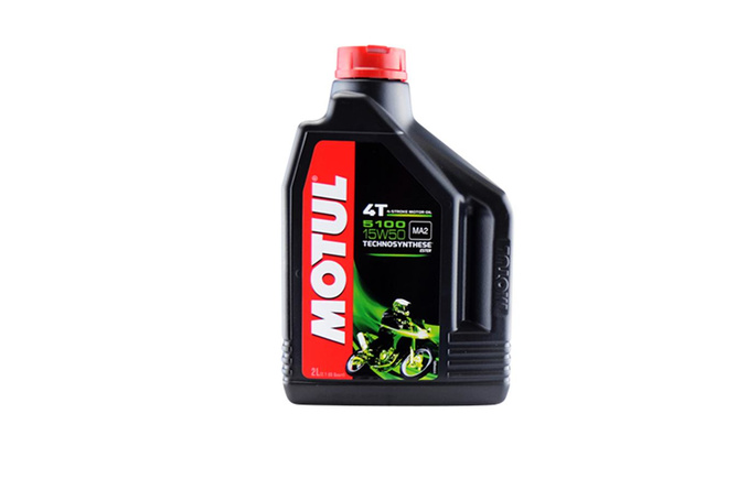 Huile moteur 4T Motul 5100 15W-50 2L